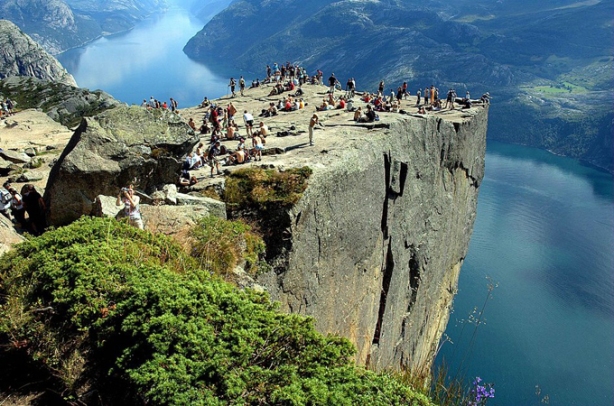 Most Amazing Pictures - Preachers-Rock-Preikestolen-Norway